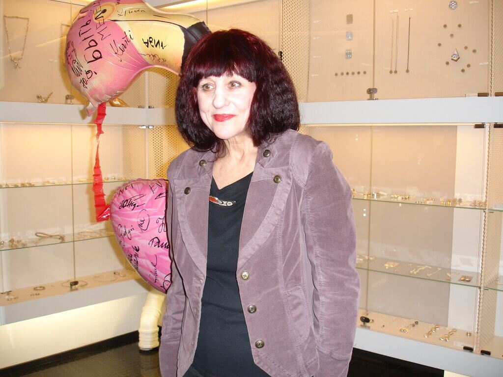 Näitus  Ehted +  graafilised miniatuurid, Seif, Agalerii   29.04 – 25.05.2010